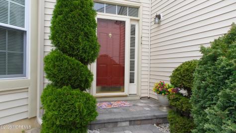 7 Marnier Court Manchester NJ 08759