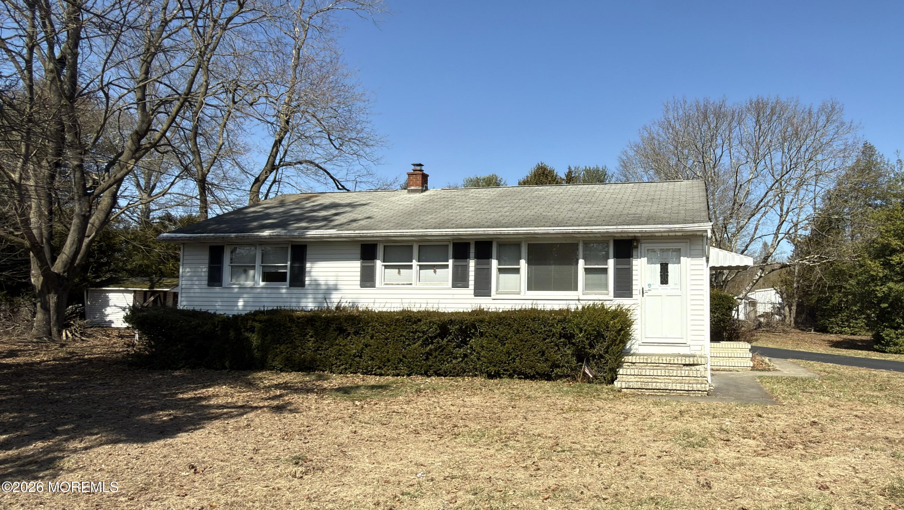 325 Sharon Road Robbinsville NJ 08691