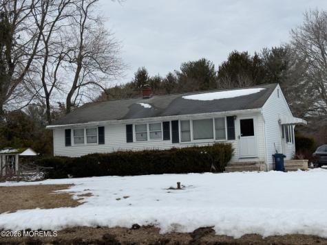 325 Sharon Road Robbinsville NJ 08691