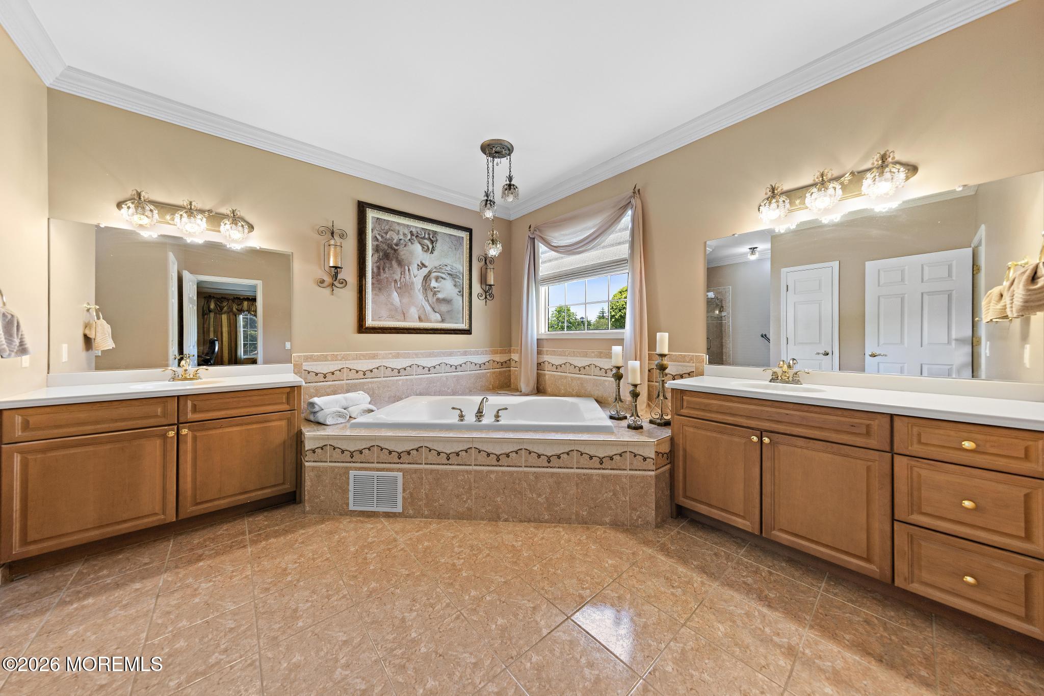 87 E Parsonage Way Manalapan NJ 07726