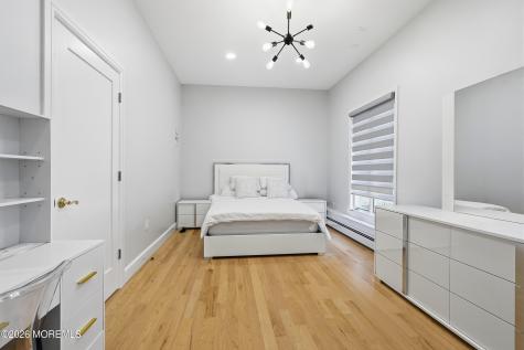 4 Mount Court Oakhurst NJ 07755