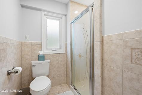 4 Mount Court Oakhurst NJ 07755