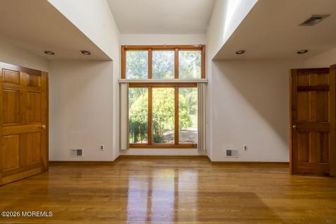 9 Jill Drive Holmdel NJ 07733