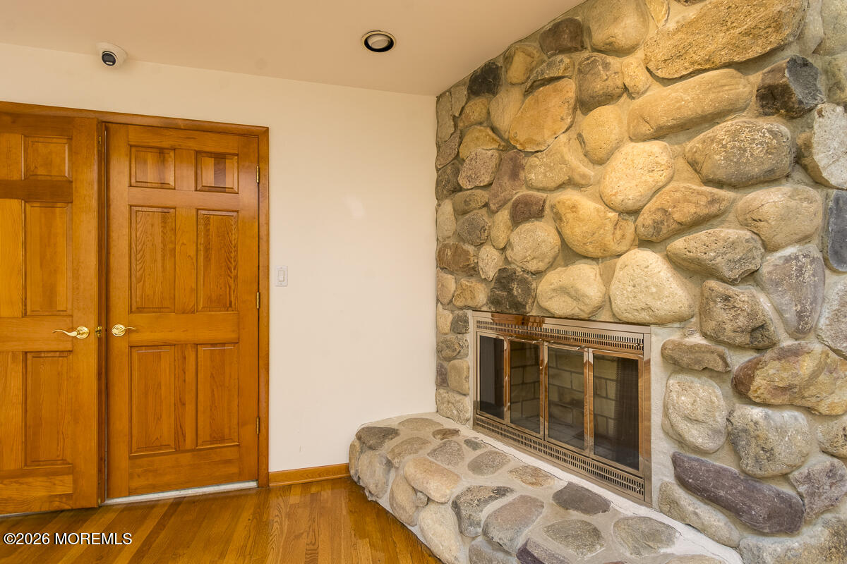 9 Jill Drive Holmdel NJ 07733
