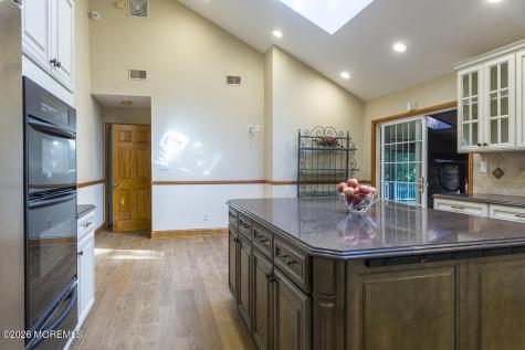 9 Jill Drive Holmdel NJ 07733