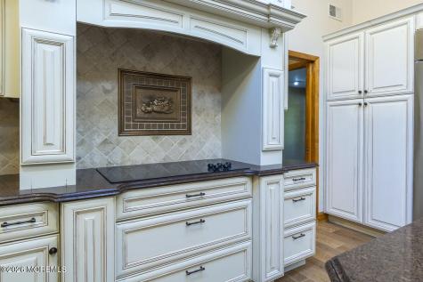 9 Jill Drive Holmdel NJ 07733