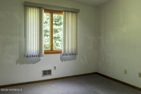 9 Jill Drive Holmdel NJ 07733