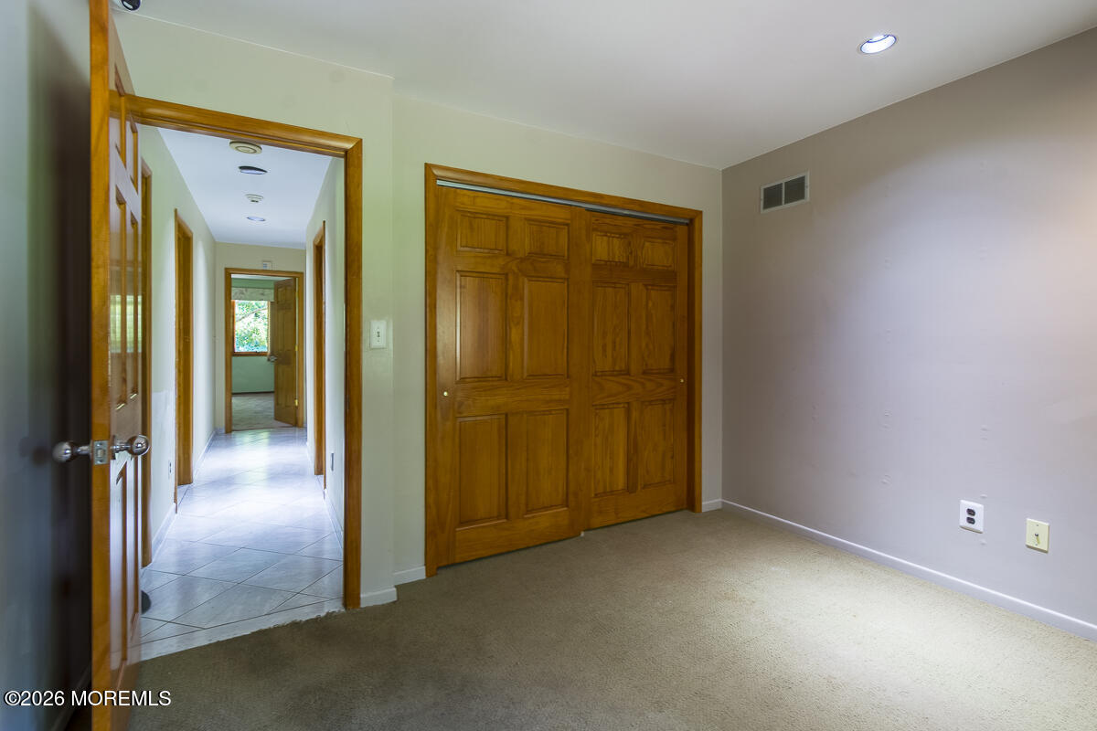 9 Jill Drive Holmdel NJ 07733