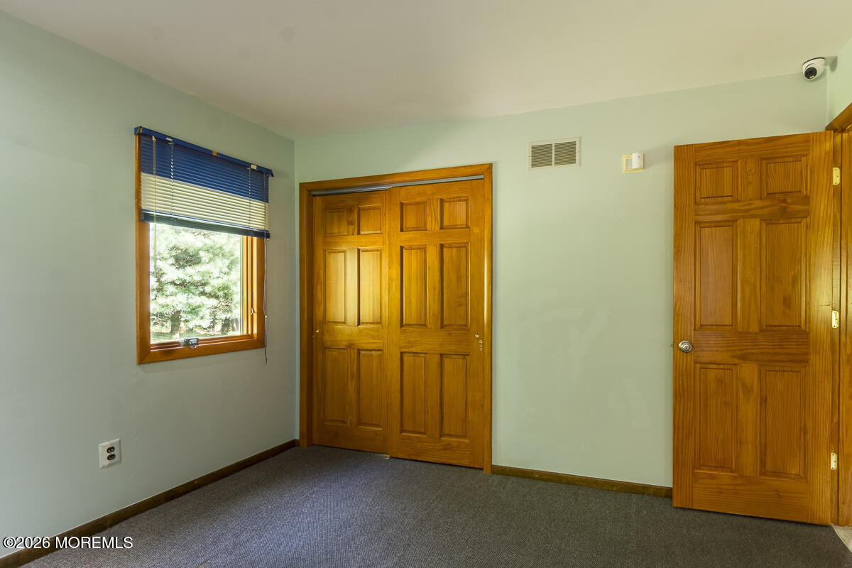 9 Jill Drive Holmdel NJ 07733