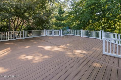 9 Jill Drive Holmdel NJ 07733