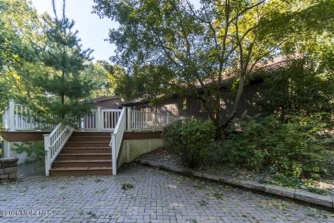 9 Jill Drive Holmdel NJ 07733
