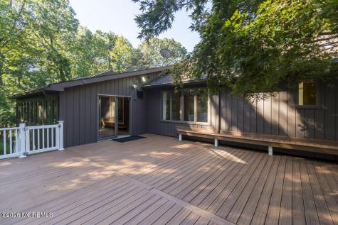 9 Jill Drive Holmdel NJ 07733