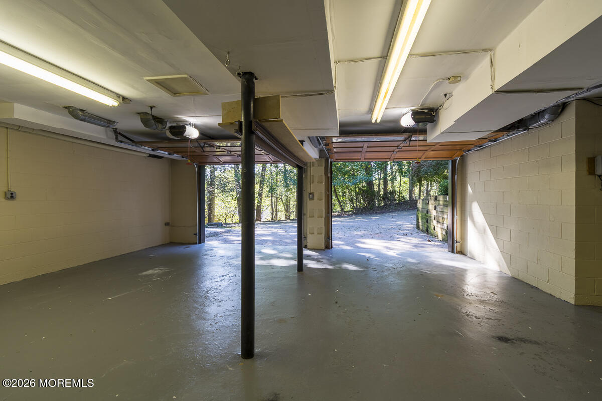 9 Jill Drive Holmdel NJ 07733