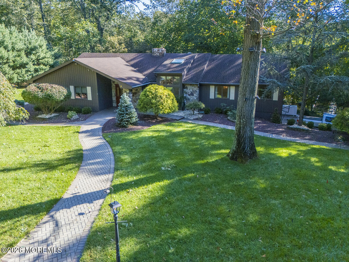9 Jill Drive Holmdel NJ 07733