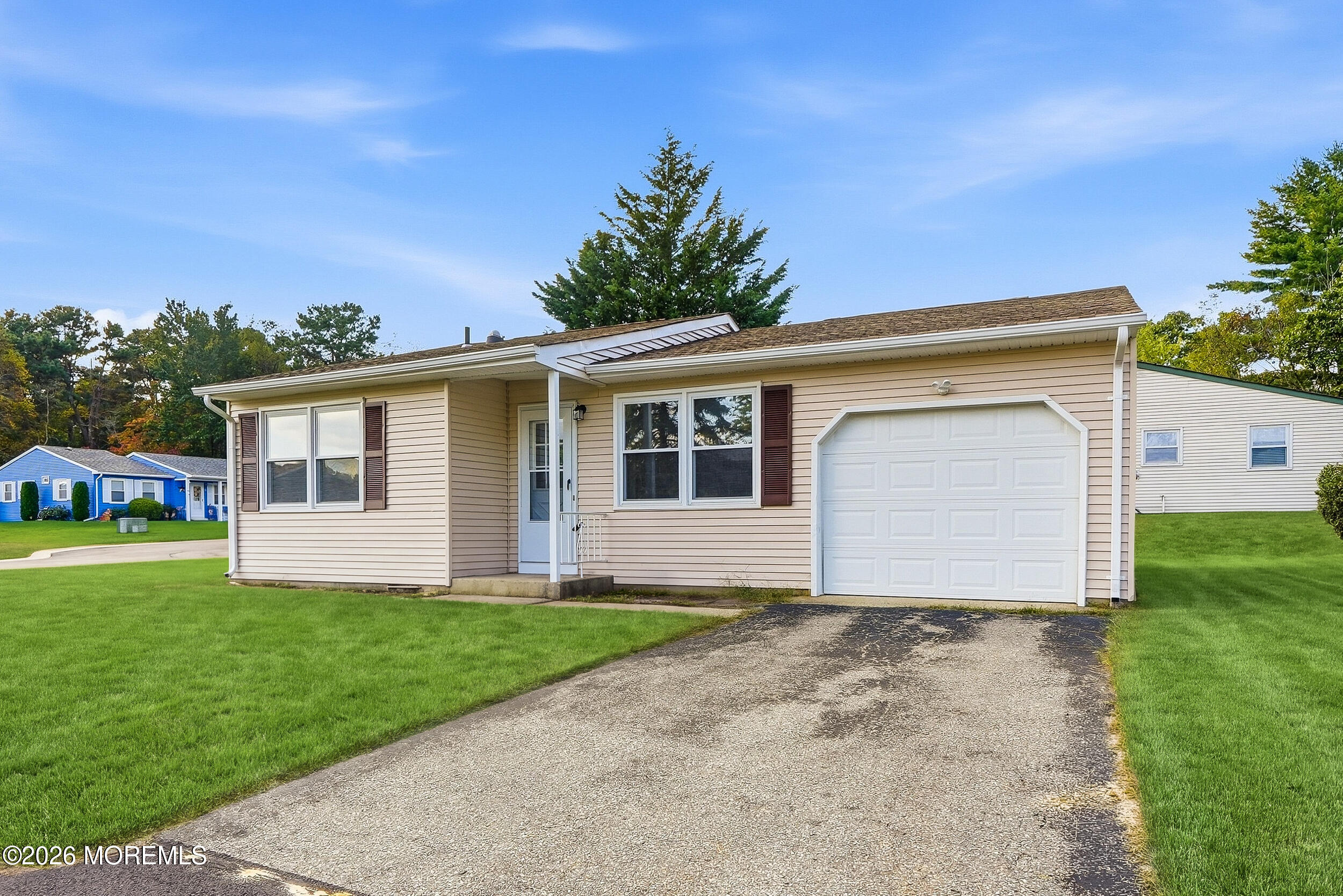 91 Westport Drive Whiting NJ 08759