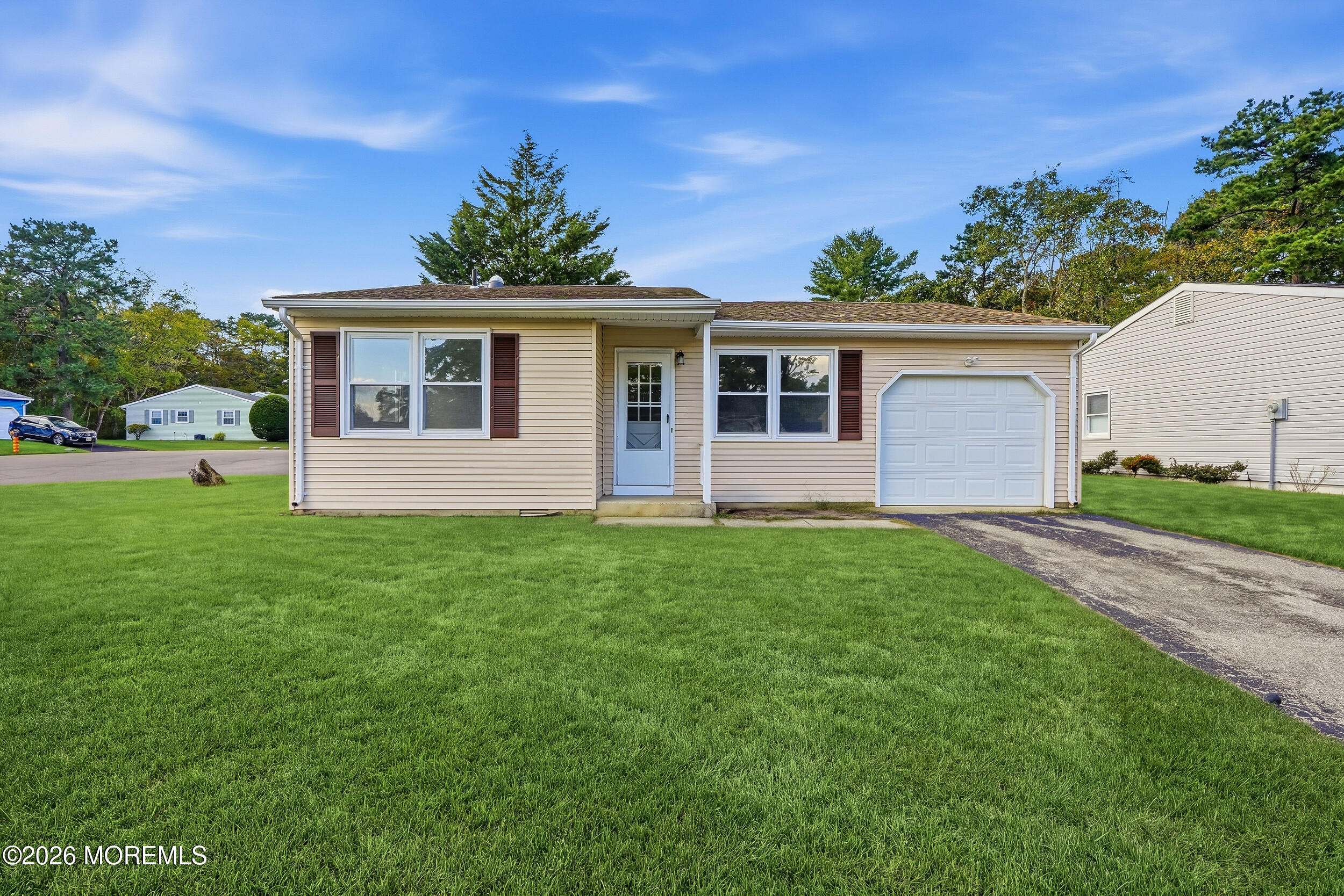 91 Westport Drive Whiting NJ 08759