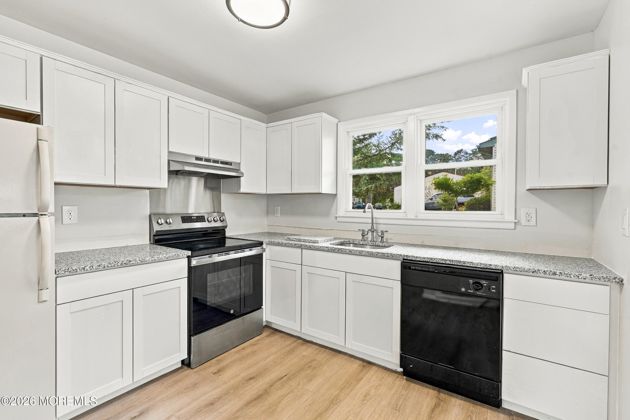 91 Westport Drive Whiting NJ 08759