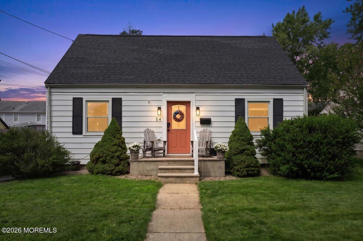 54 Chingarora Avenue Keyport NJ 07735