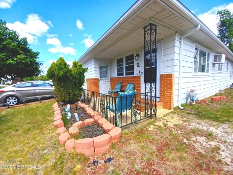 77 Puerto Vallarta Street Toms River NJ 08757