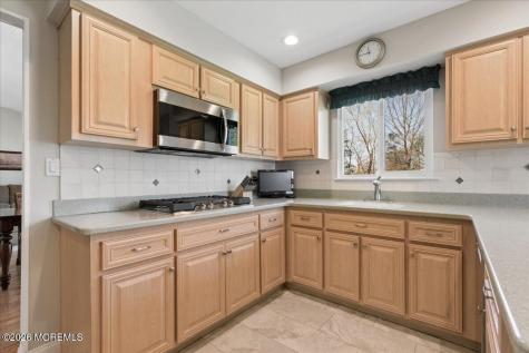 81 Kings Way Freehold NJ 07728
