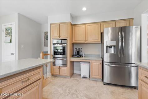 81 Kings Way Freehold NJ 07728