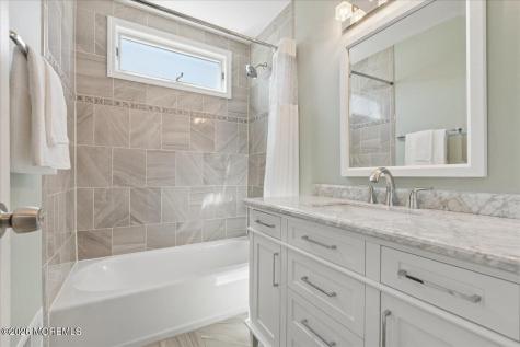 81 Kings Way Freehold NJ 07728