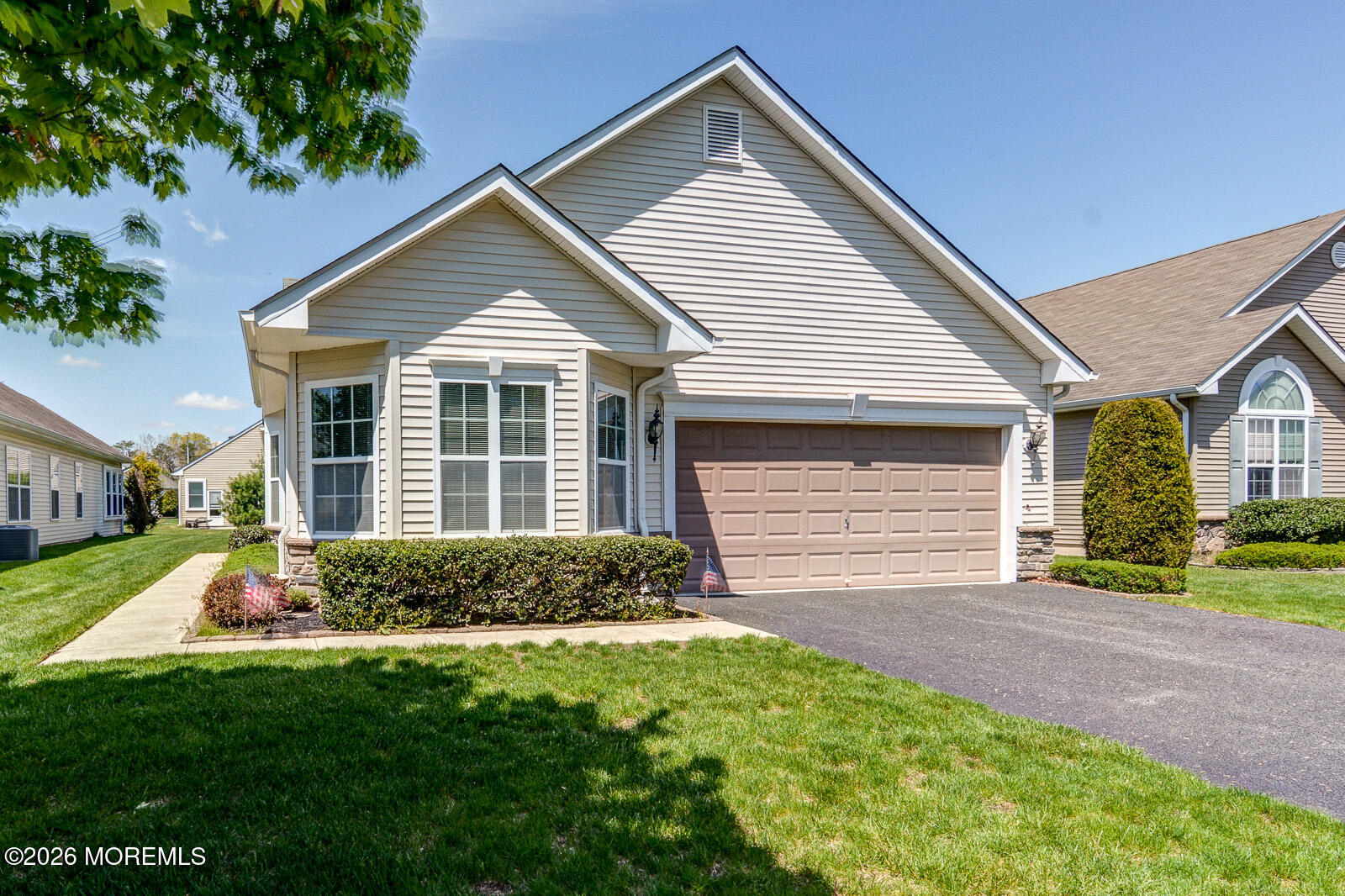 50 Eagle Ridge Circle Lakewood NJ 08701