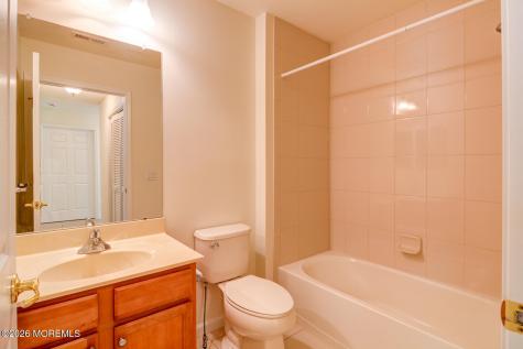 50 Eagle Ridge Circle Lakewood NJ 08701