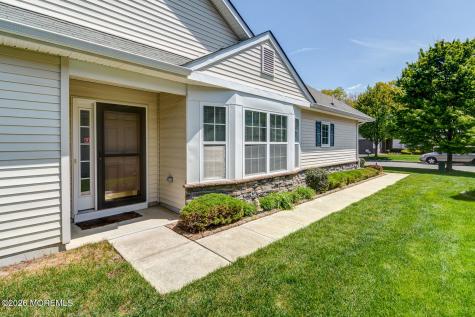 50 Eagle Ridge Circle Lakewood NJ 08701