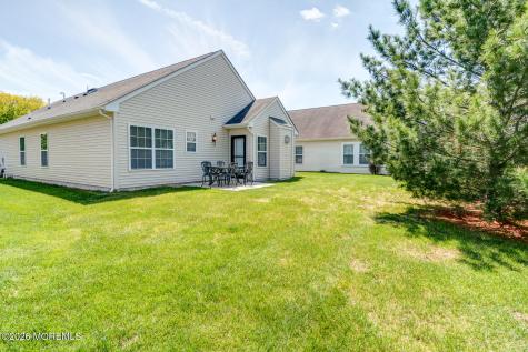 50 Eagle Ridge Circle Lakewood NJ 08701