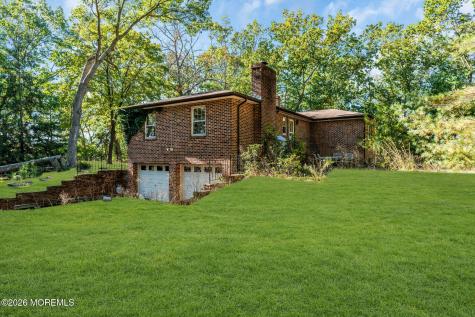 62 Friendship Road Howell NJ 07731
