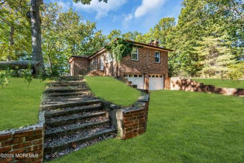 62 Friendship Road Howell NJ 07731