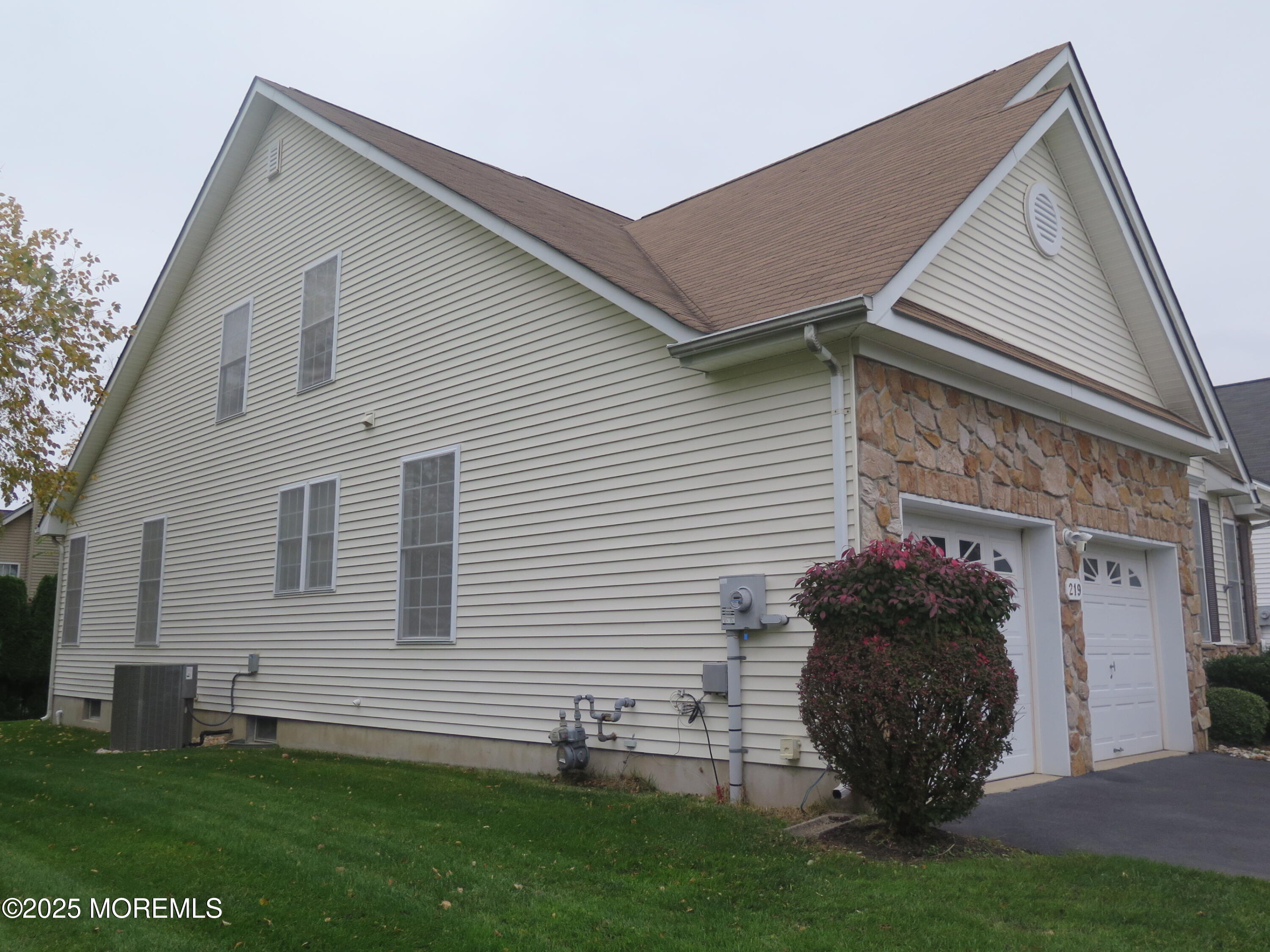 219 Everton Boulevard Marlboro NJ 07746