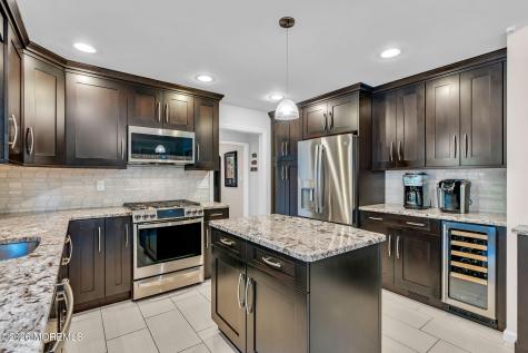 14 Scott Drive Morganville NJ 07751