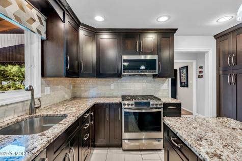 14 Scott Drive Morganville NJ 07751