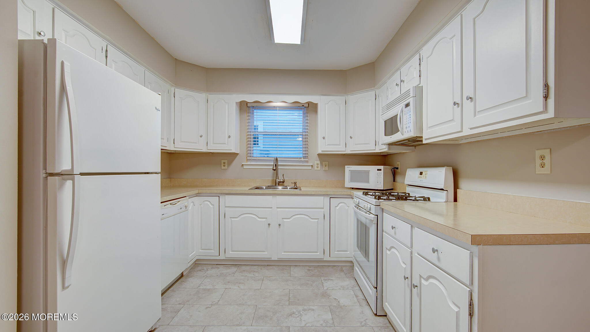 7 Lakeview Drive Marlboro NJ 07746