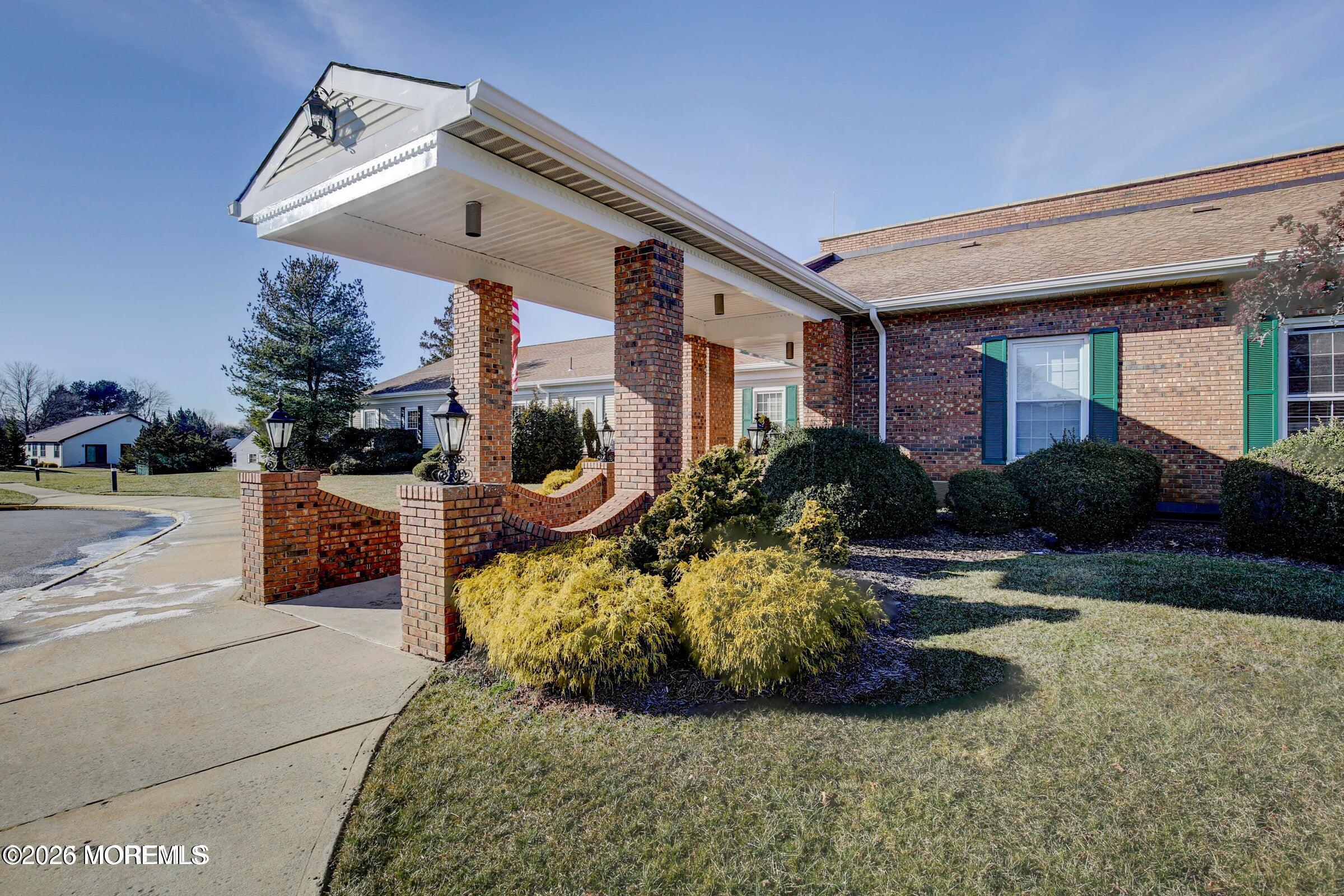 7 Lakeview Drive Marlboro NJ 07746