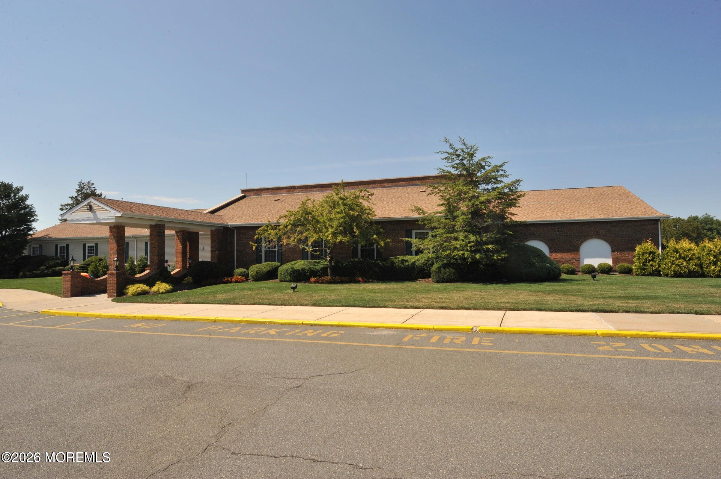 7 Lakeview Drive Marlboro NJ 07746