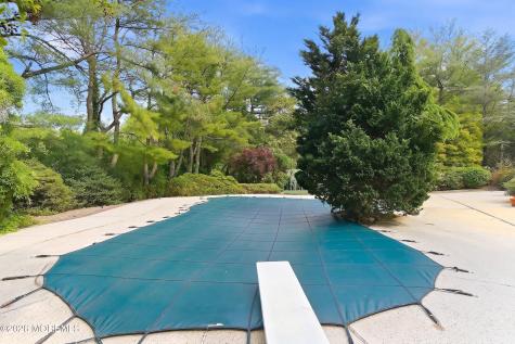 2 Constitution Drive Leonardo NJ 07737