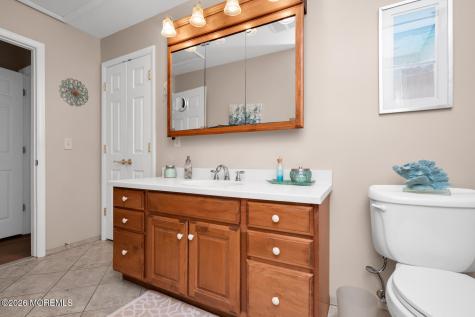 749 Park Avenue Belford NJ 07718