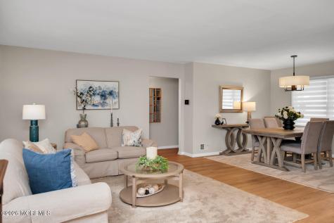 749 Park Avenue Belford NJ 07718