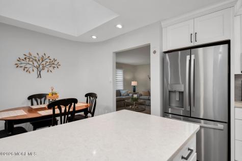 749 Park Avenue Belford NJ 07718