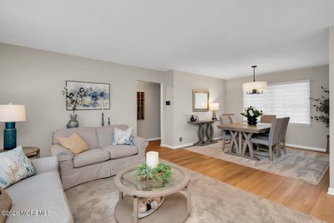 749 Park Avenue Belford NJ 07718