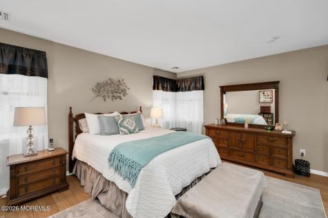 749 Park Avenue Belford NJ 07718