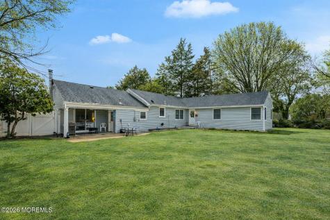 749 Park Avenue Belford NJ 07718