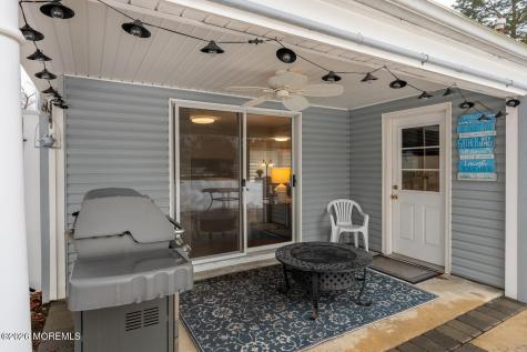 749 Park Avenue Belford NJ 07718