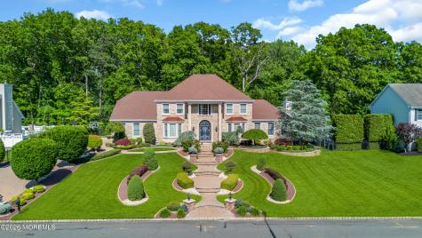 24 Alexis Drive Farmingdale NJ 07727