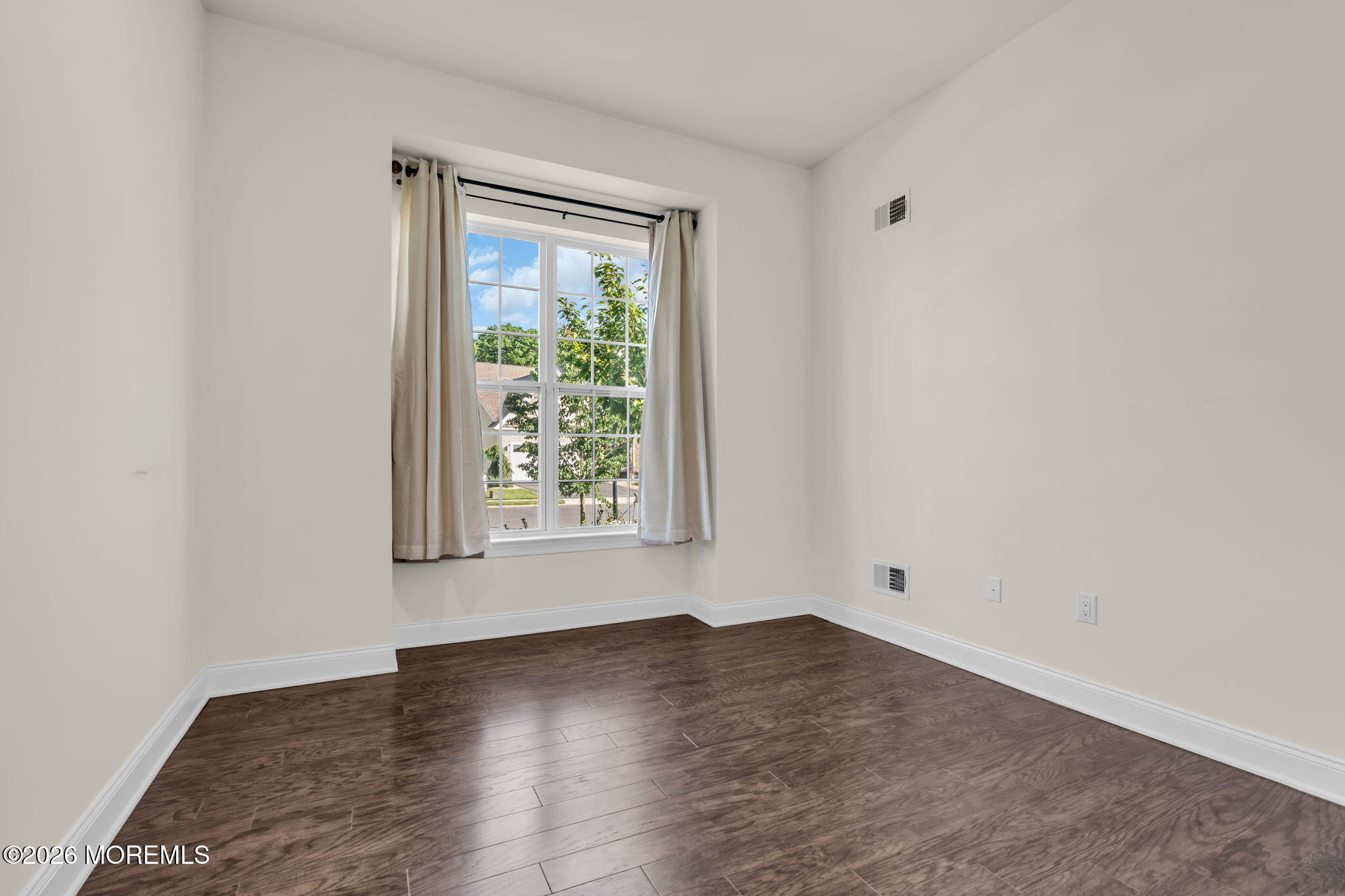 27 Flagstone Court Freehold NJ 07728