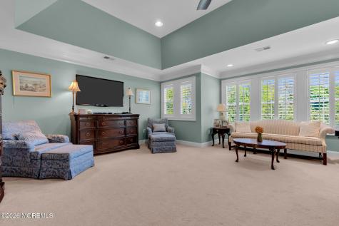 20 Aspen Lane Tinton Falls NJ 07724