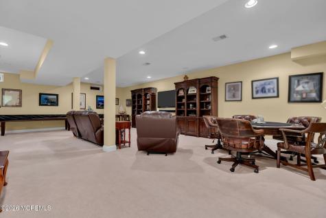 20 Aspen Lane Tinton Falls NJ 07724